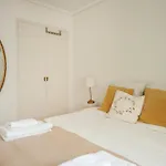 Perfecto Para Familias & Grupos - Departamento Grande Y Luminoso